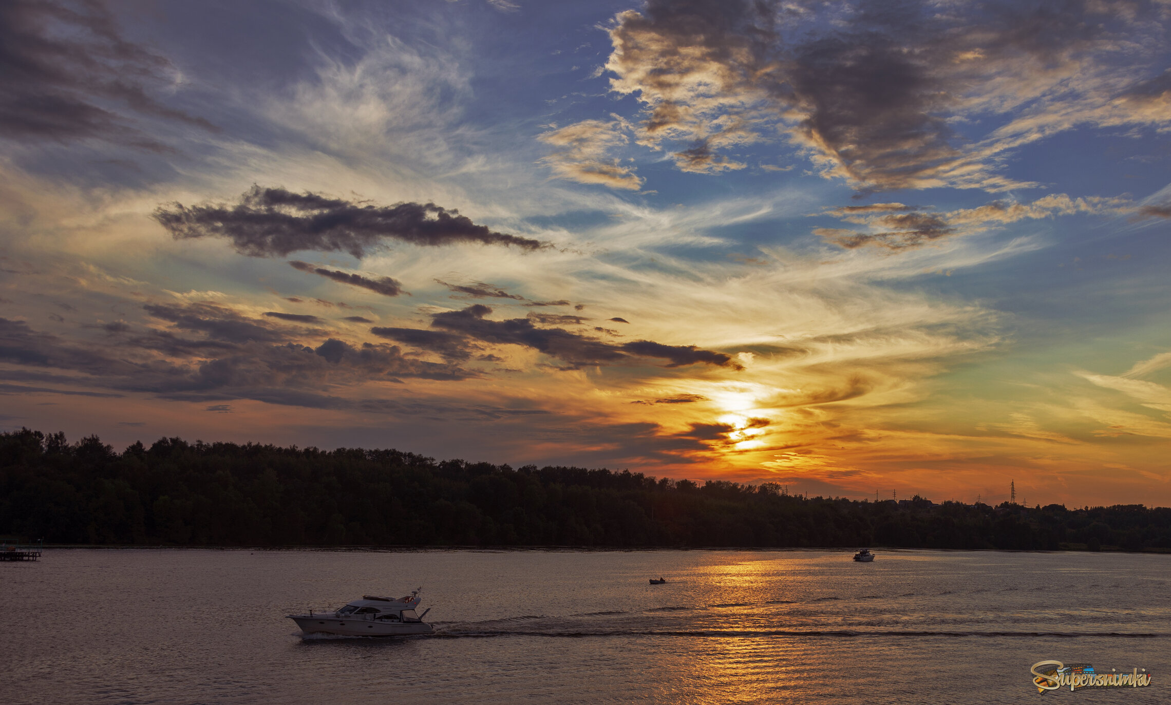 Закат на Волге