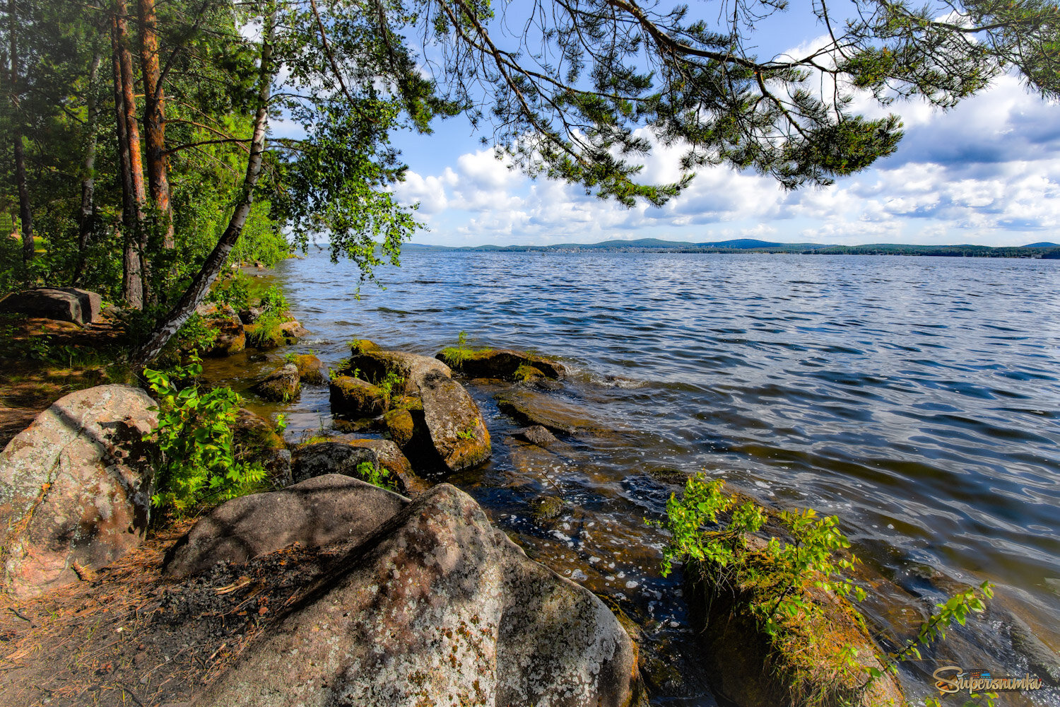 Берег озера 