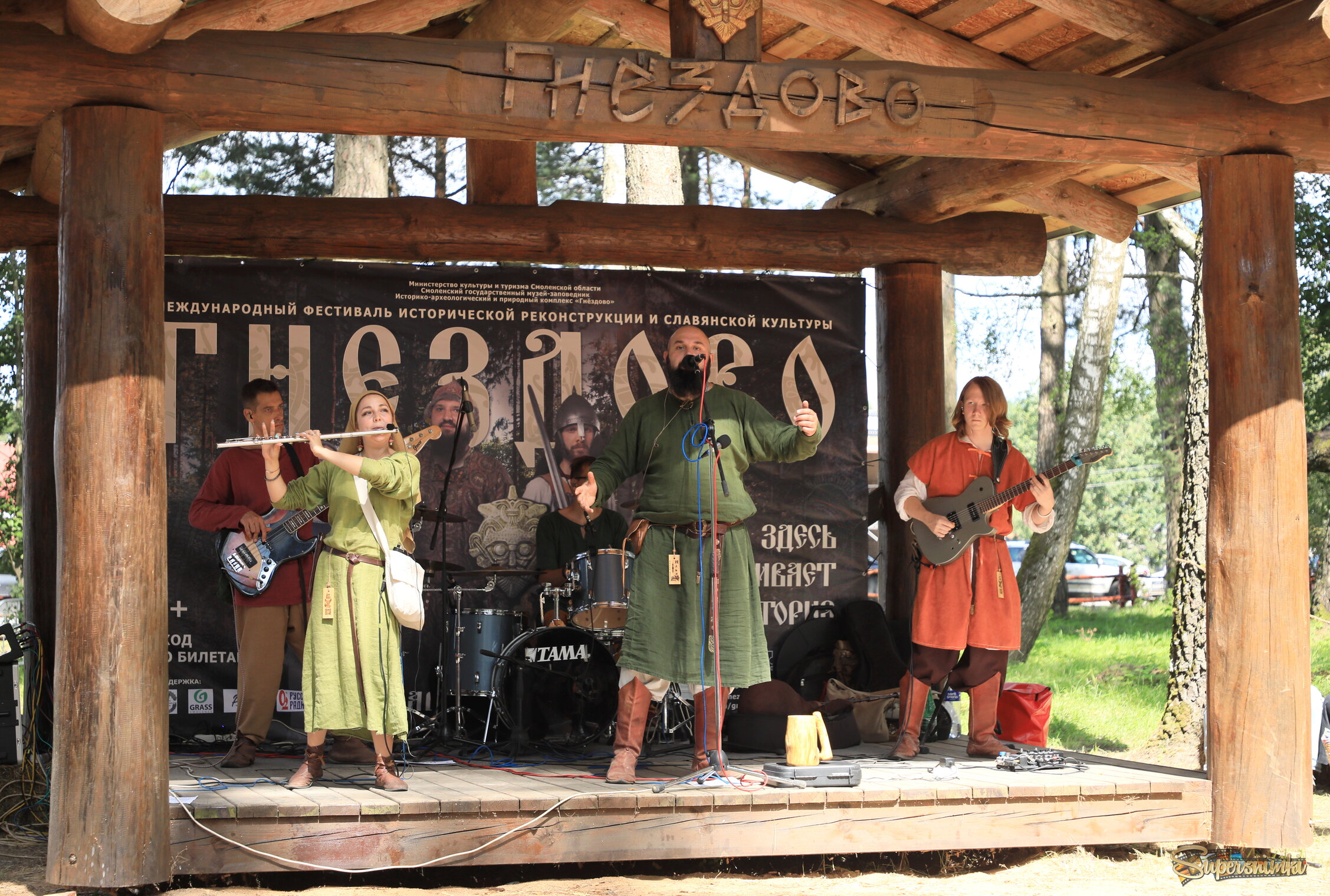 Громче, музыка, играй!