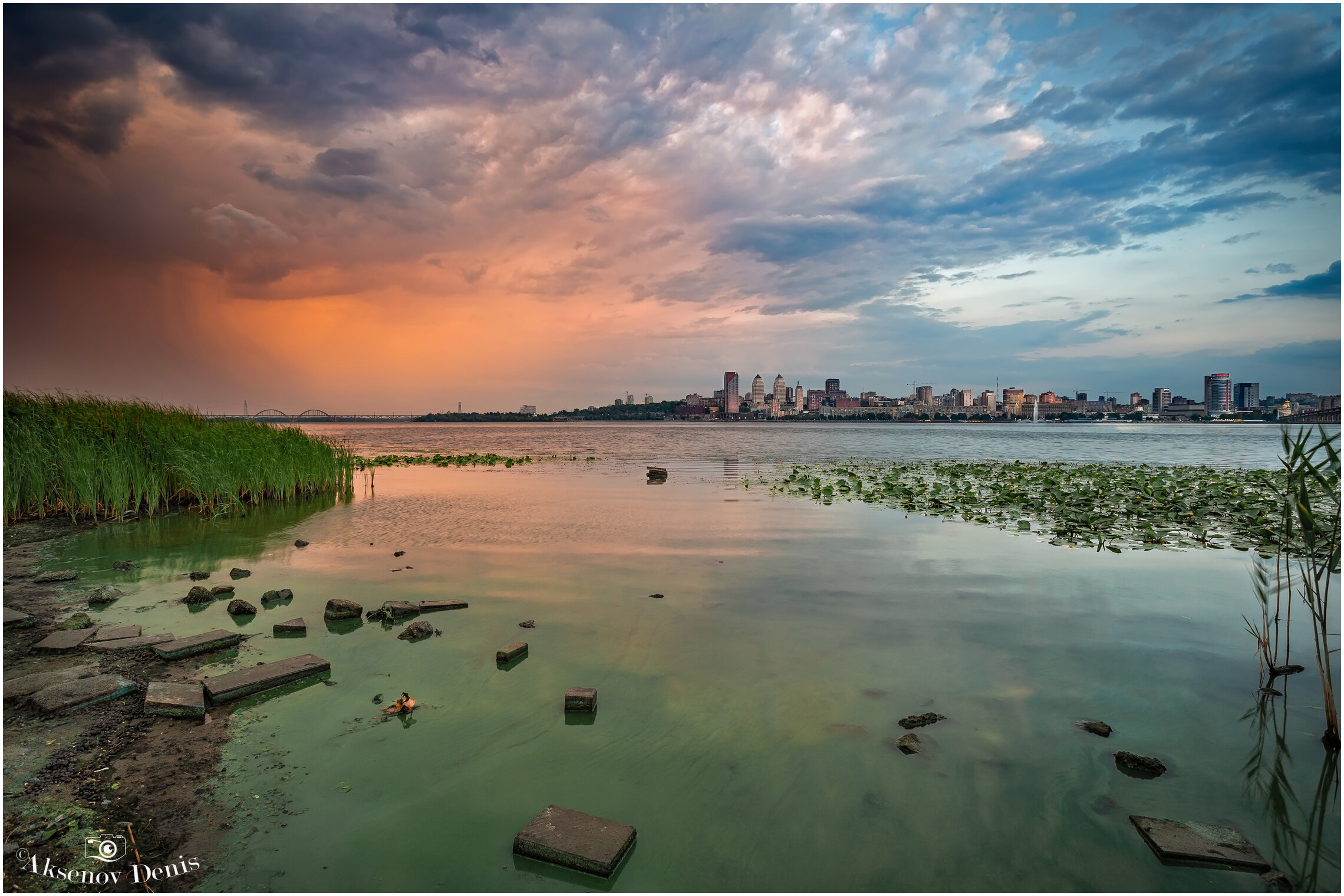 Днепр вечерний после грозы 