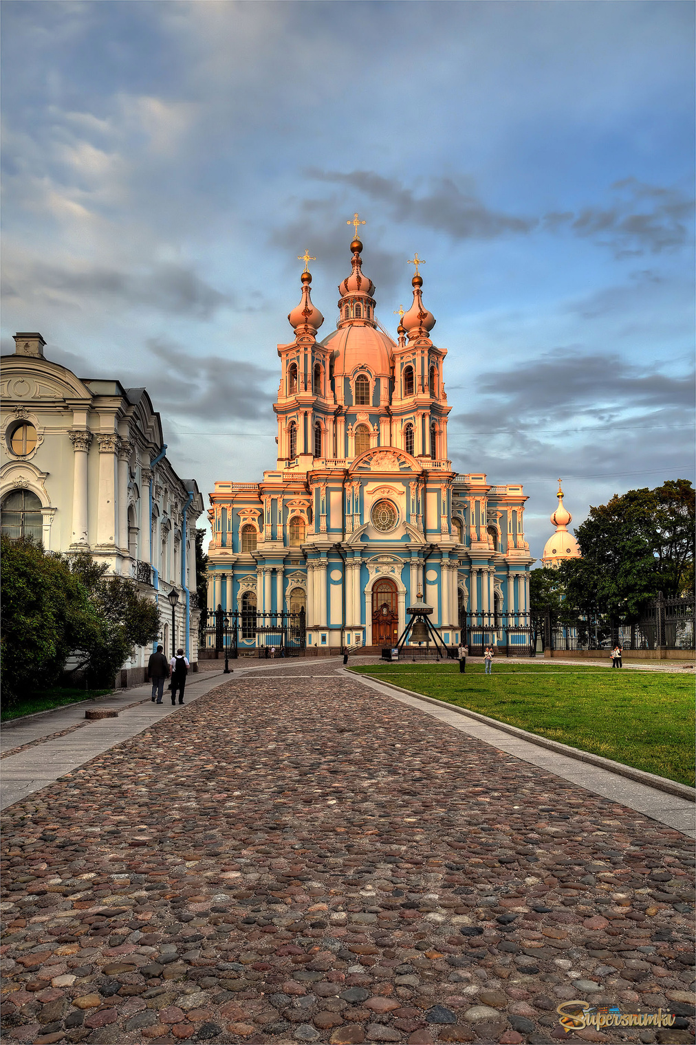 Смольный собор