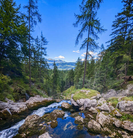 В горах