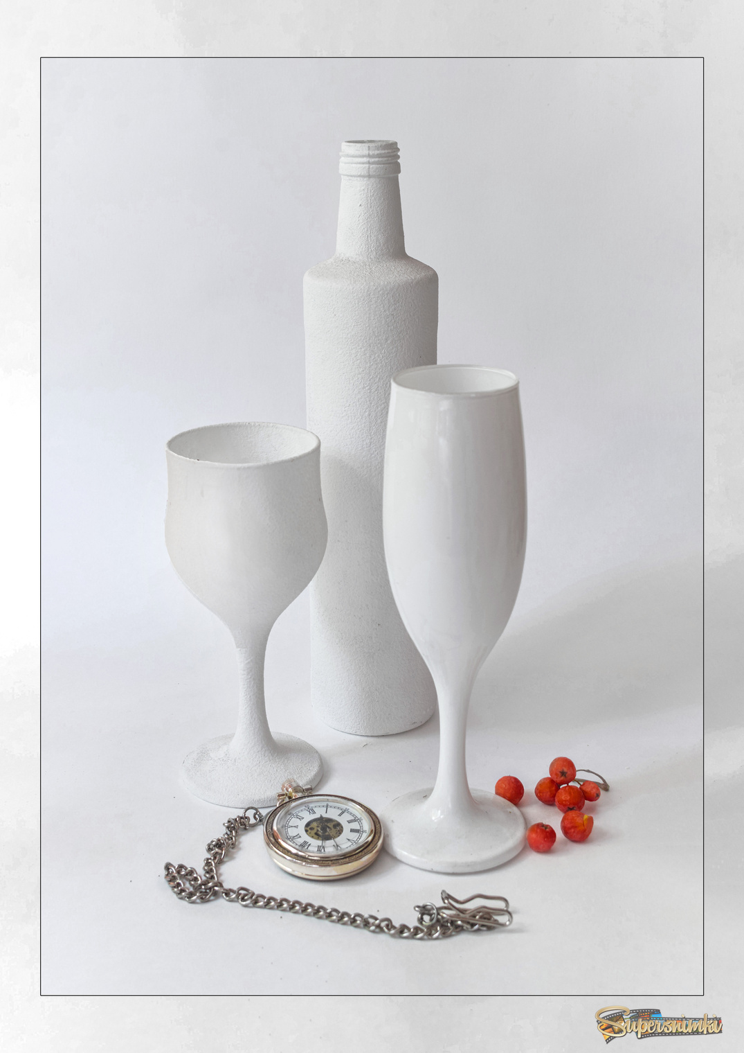 В светлых тонах.