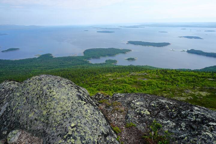 С видом на залив