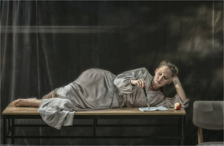 Актриса Елена Карпова.