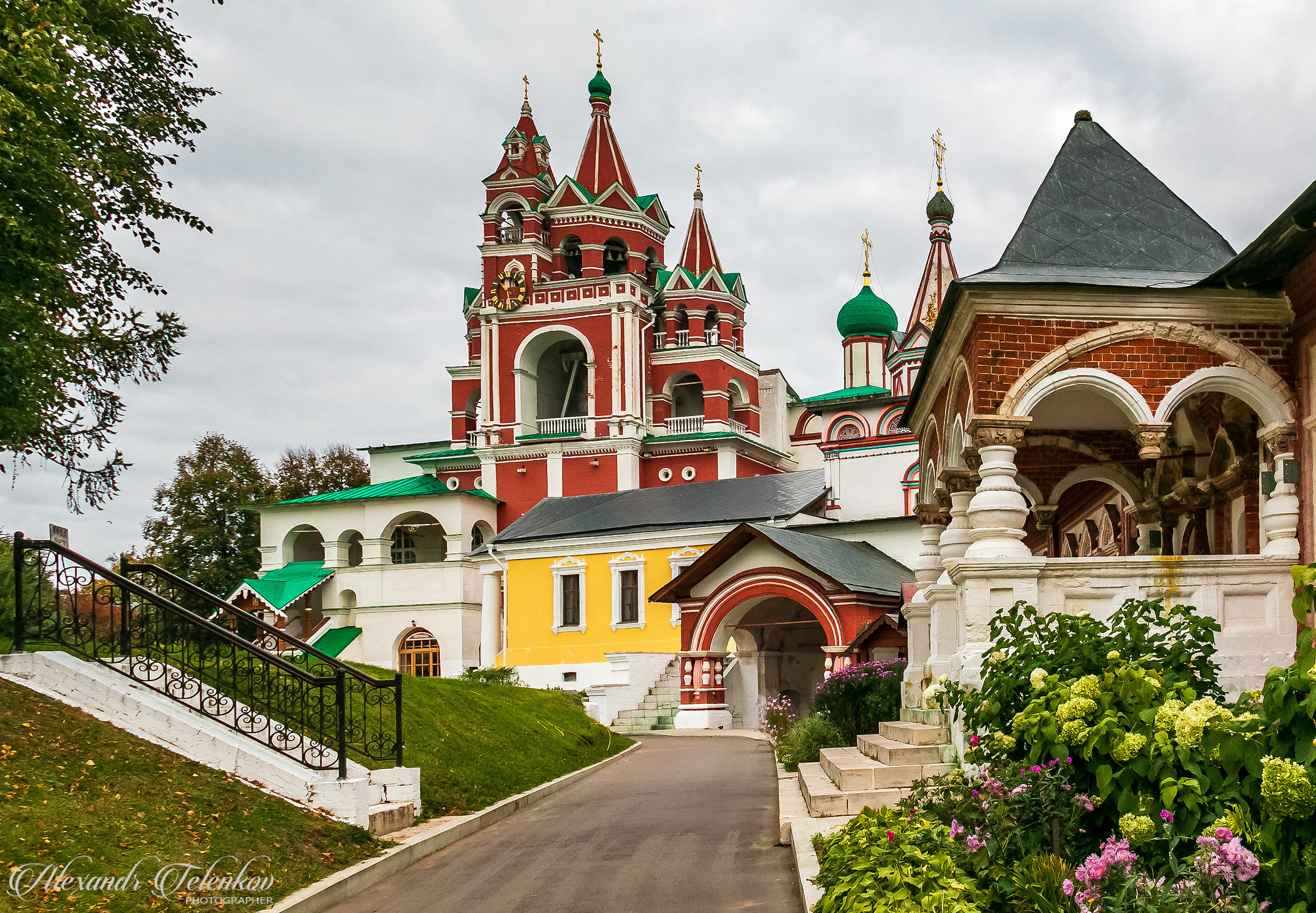 В Саввино-Сторожевском ставропигиальном мужском монастыре.