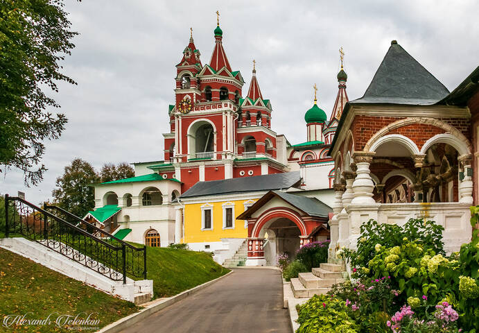 В Саввино-Сторожевском ставропигиальном мужском монастыре.