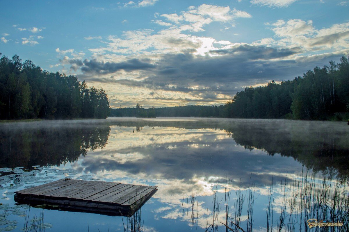 Утро на озере.......