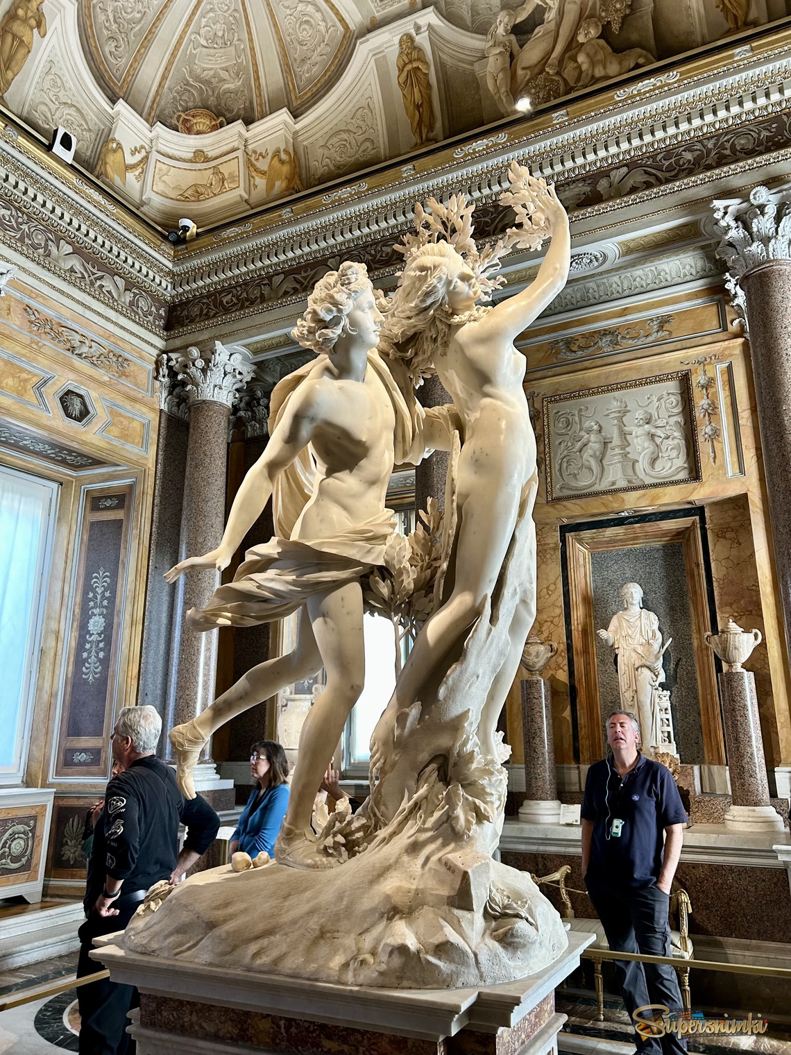 Апполон и Дафна