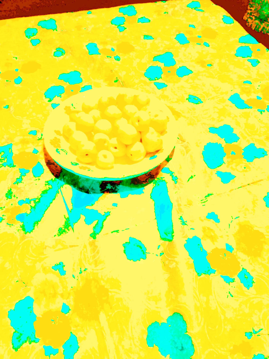 Еллоу фрукты