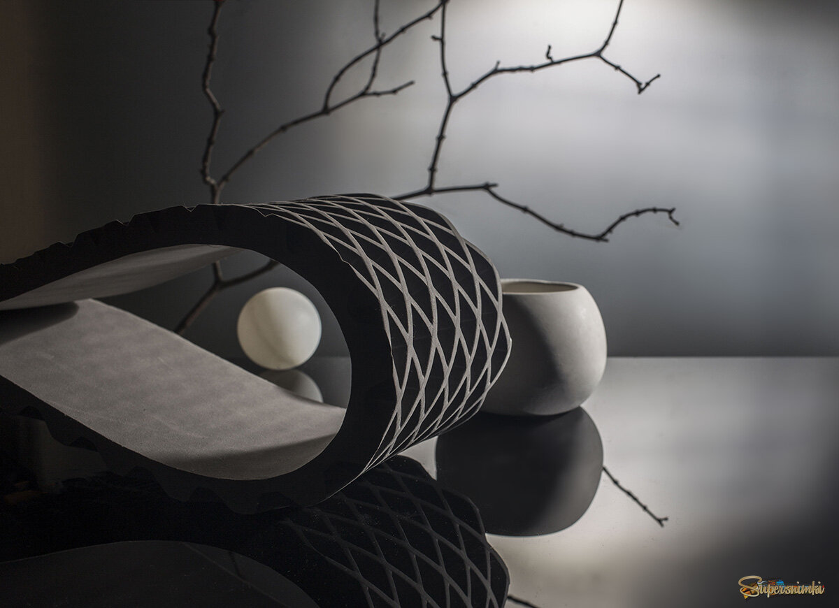 Из серии "Простой светотеневой этюд"