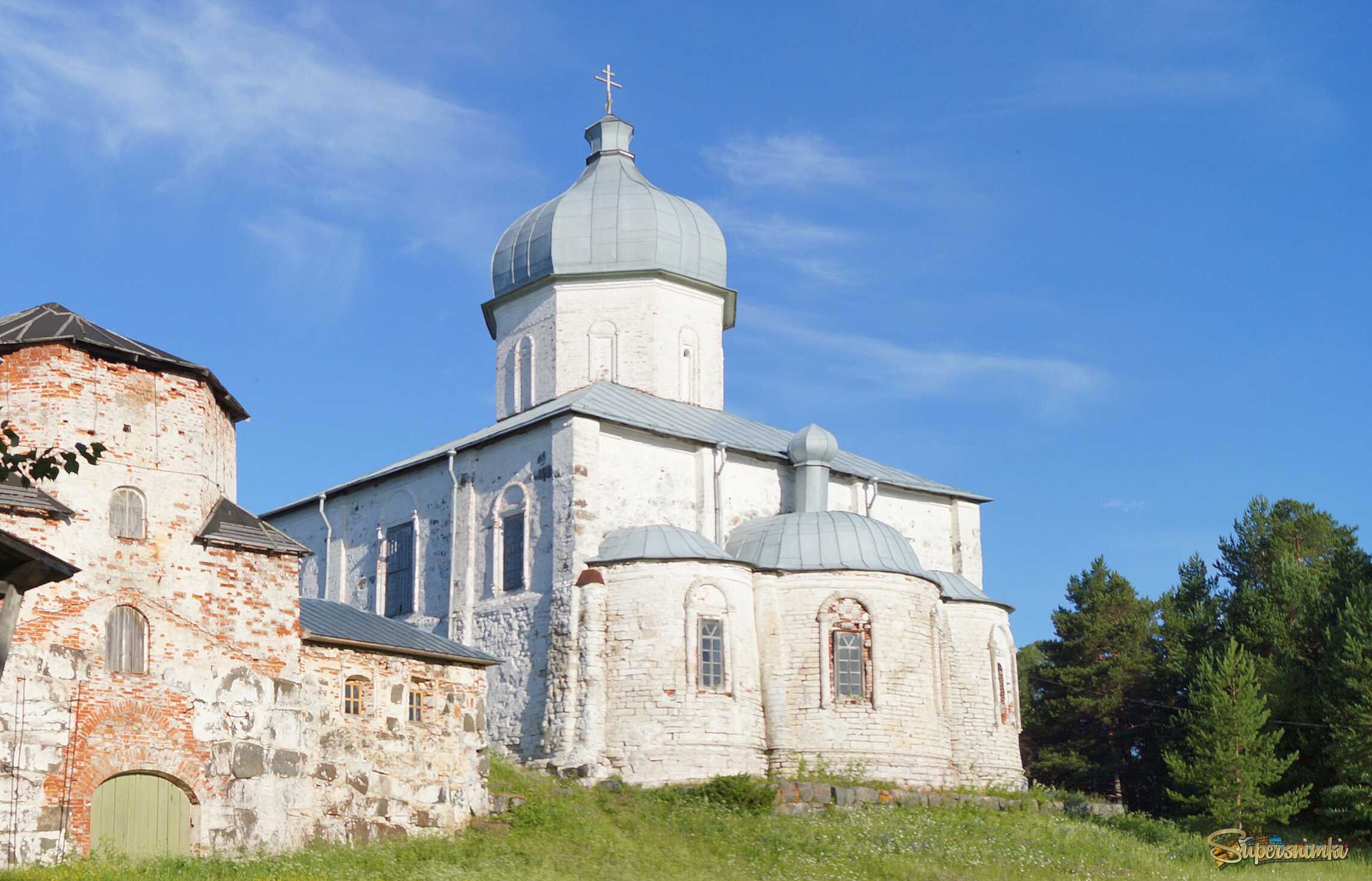 Церковь Рождества Богородицы (1689).Собор Воздвижения Креста Господня (1660-61)