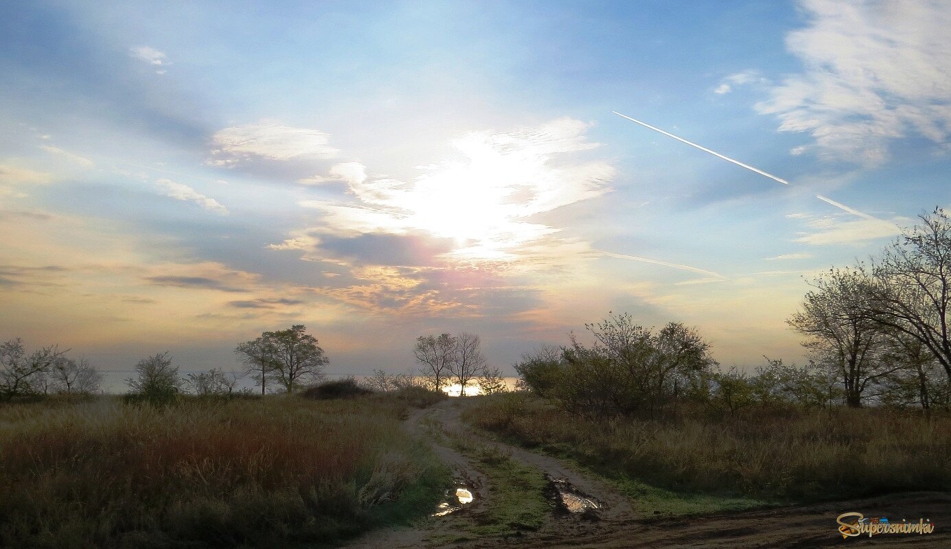 Утро. По дороге  к берегу