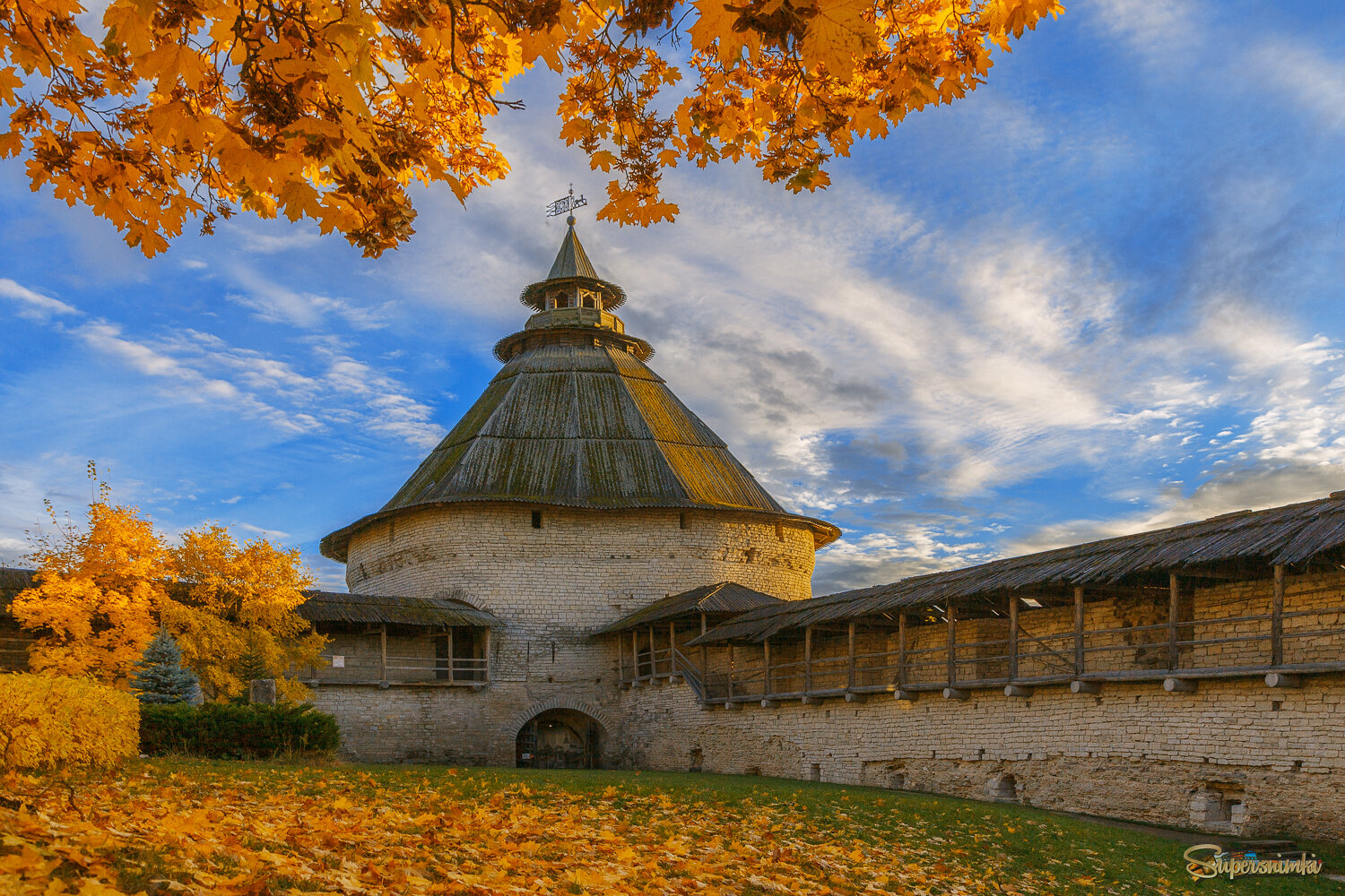 Покровская башня....