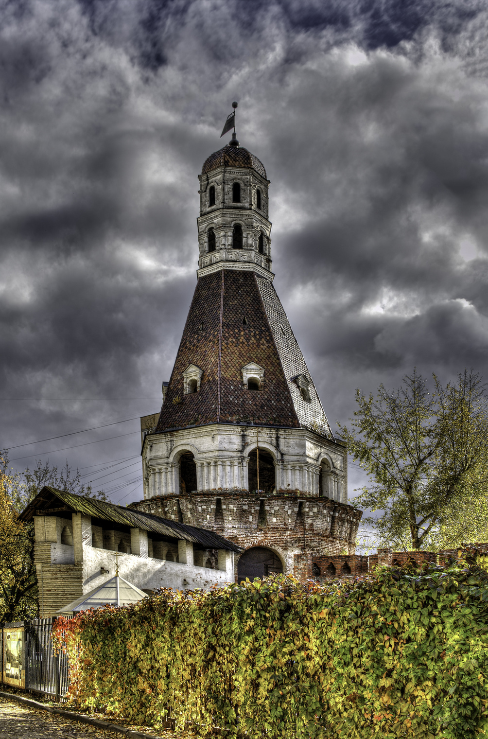 Симонов Успенский монастырь. Солевая башня  (Вилазная)