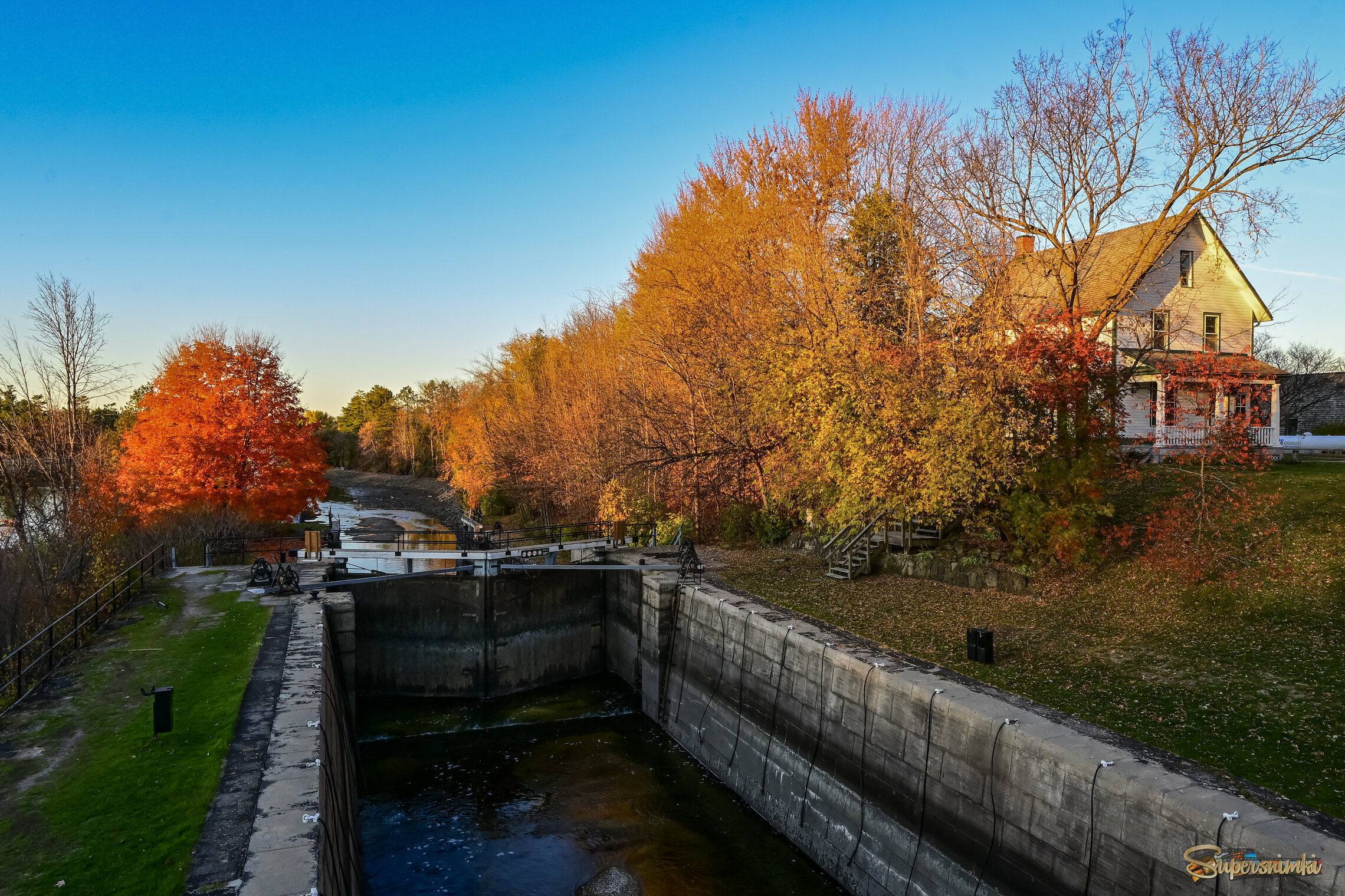Смотритель шлюза