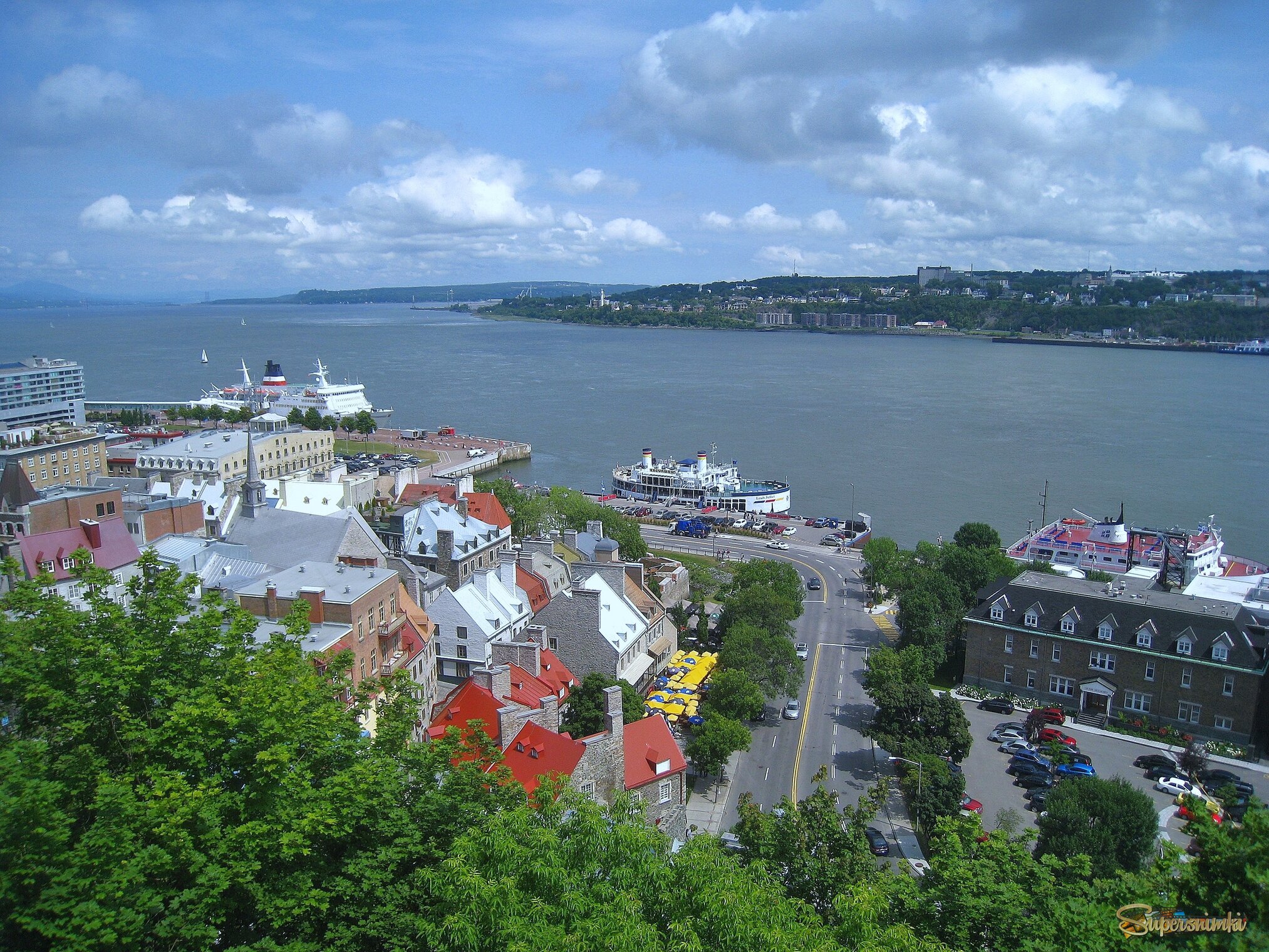 Река Святого Лаврентия, Квебек, Канада.