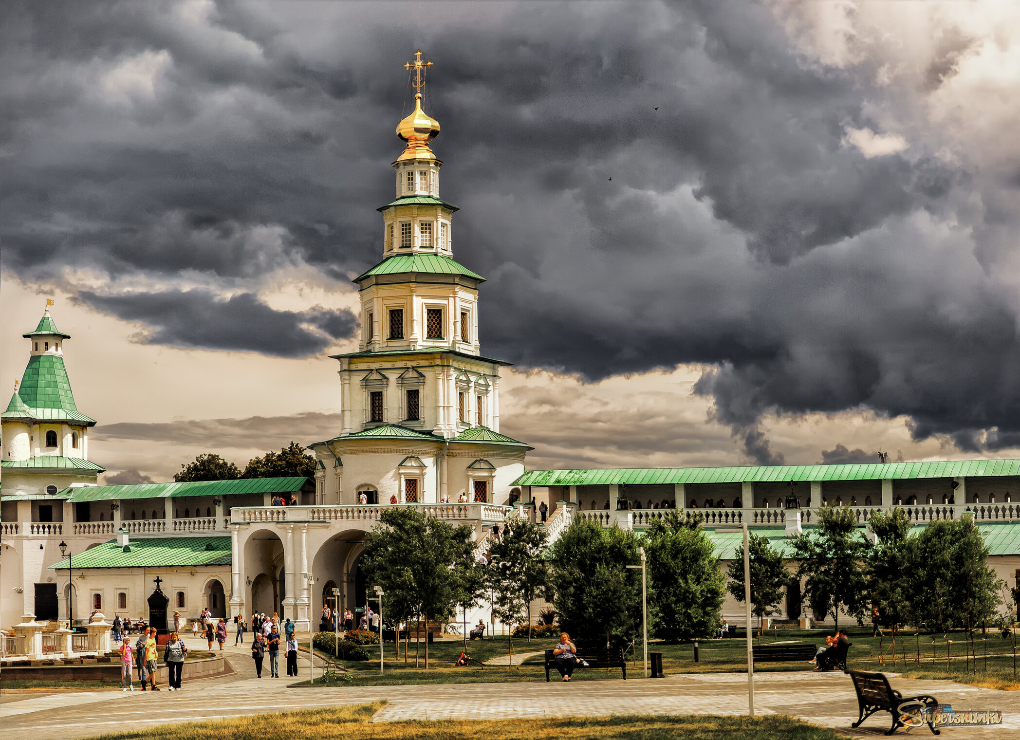 Надвратная,,,