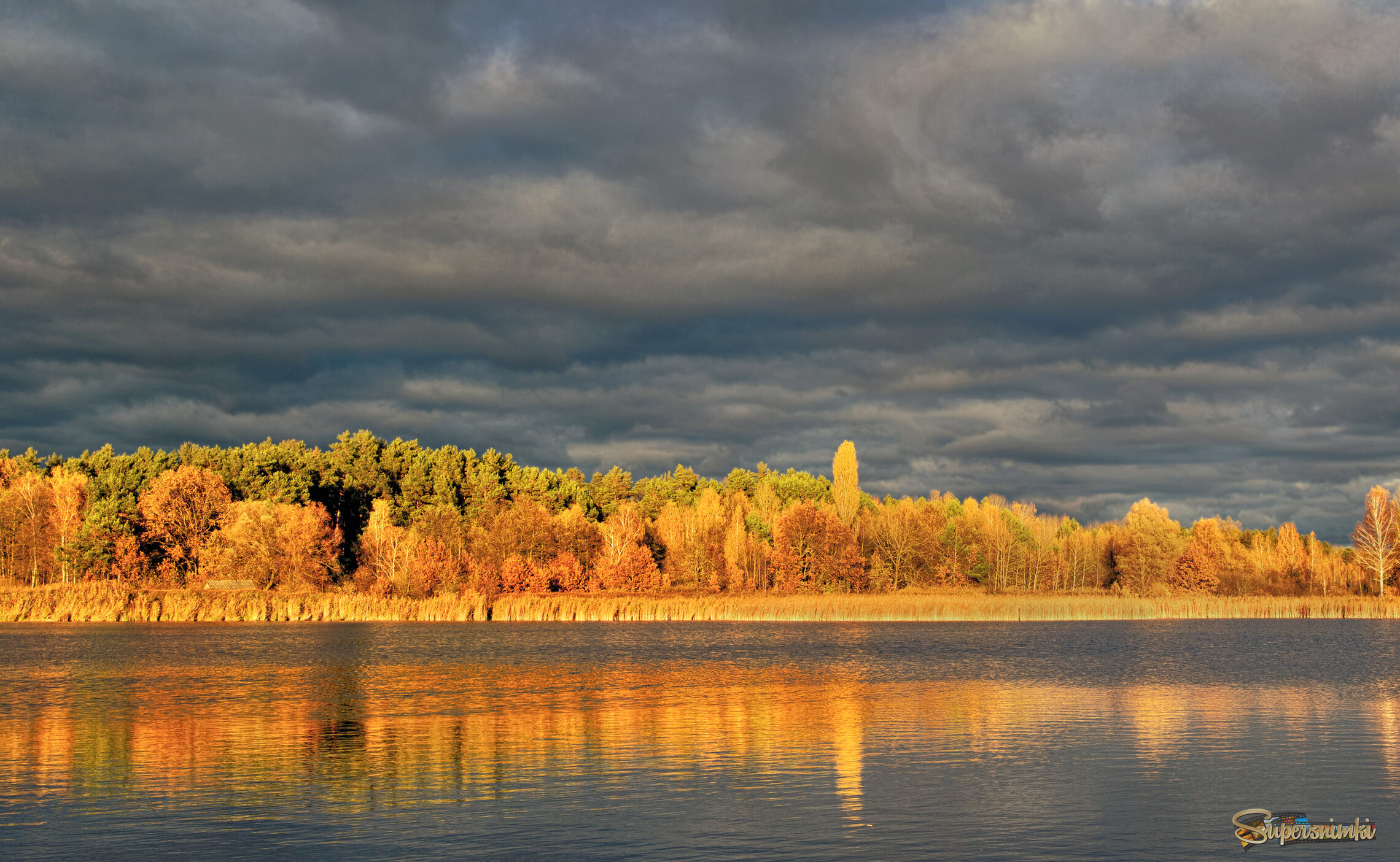 Бабье лето.. между небом и водой