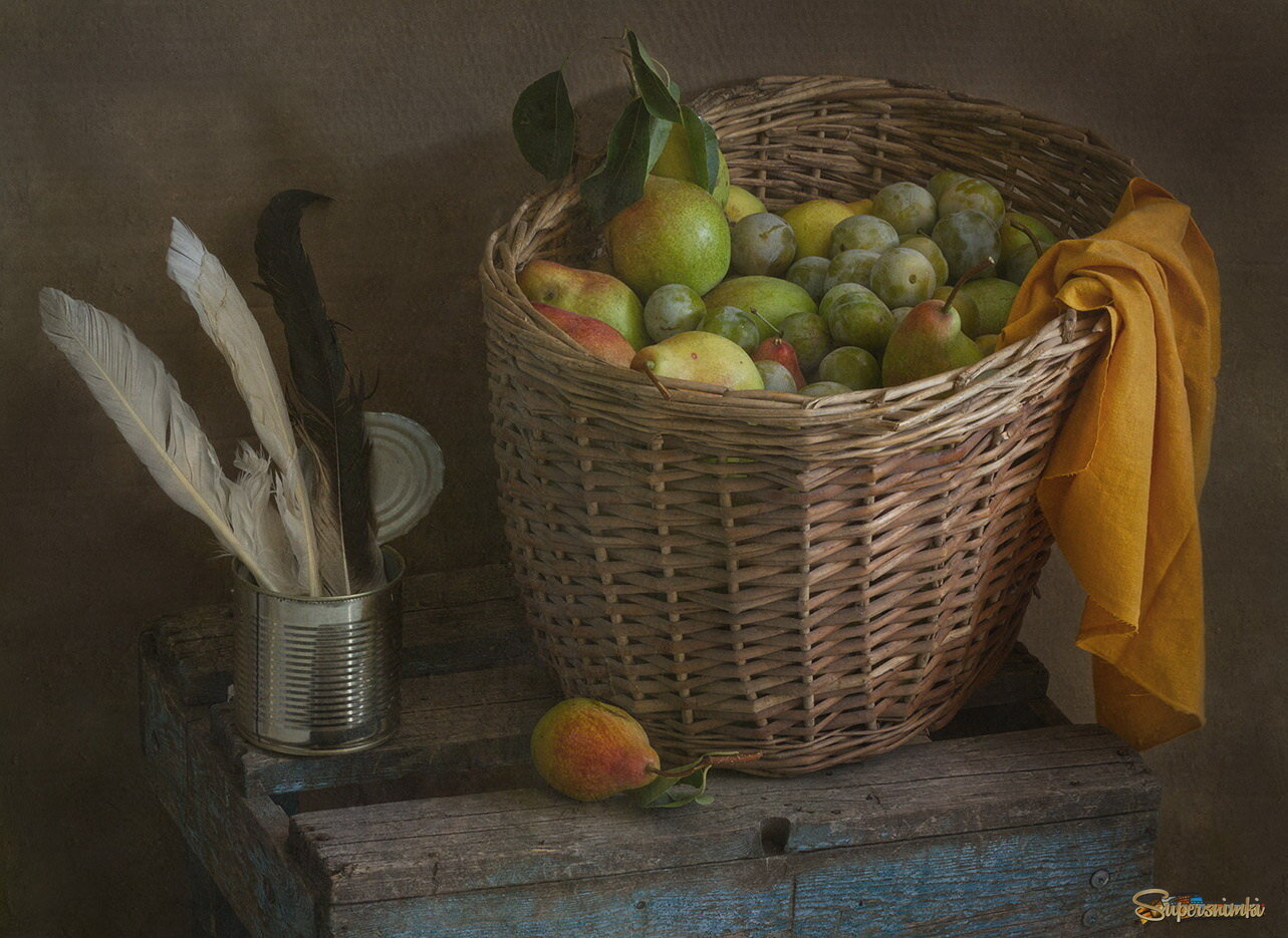 корзина с фруктами