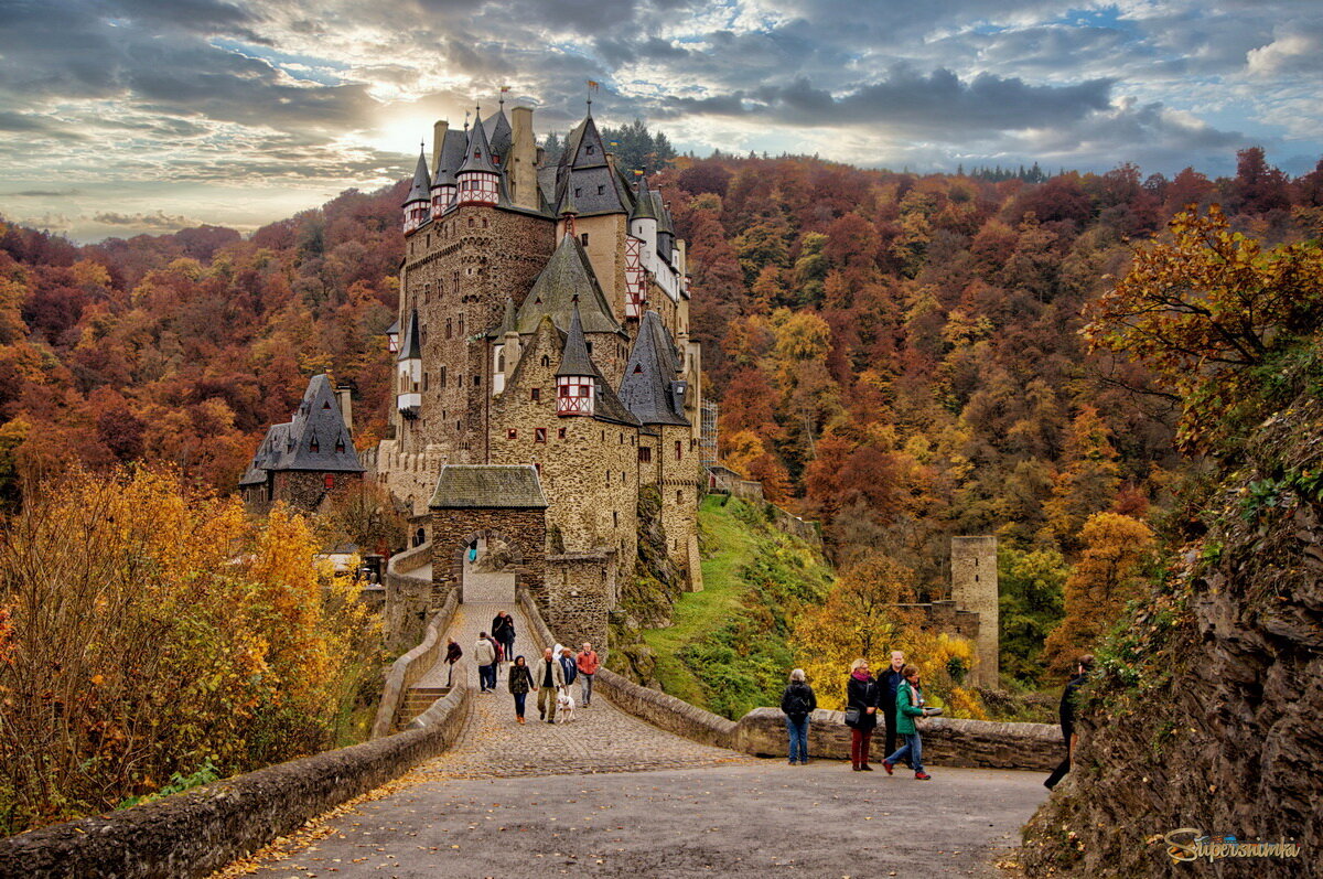 Замок Эльц..