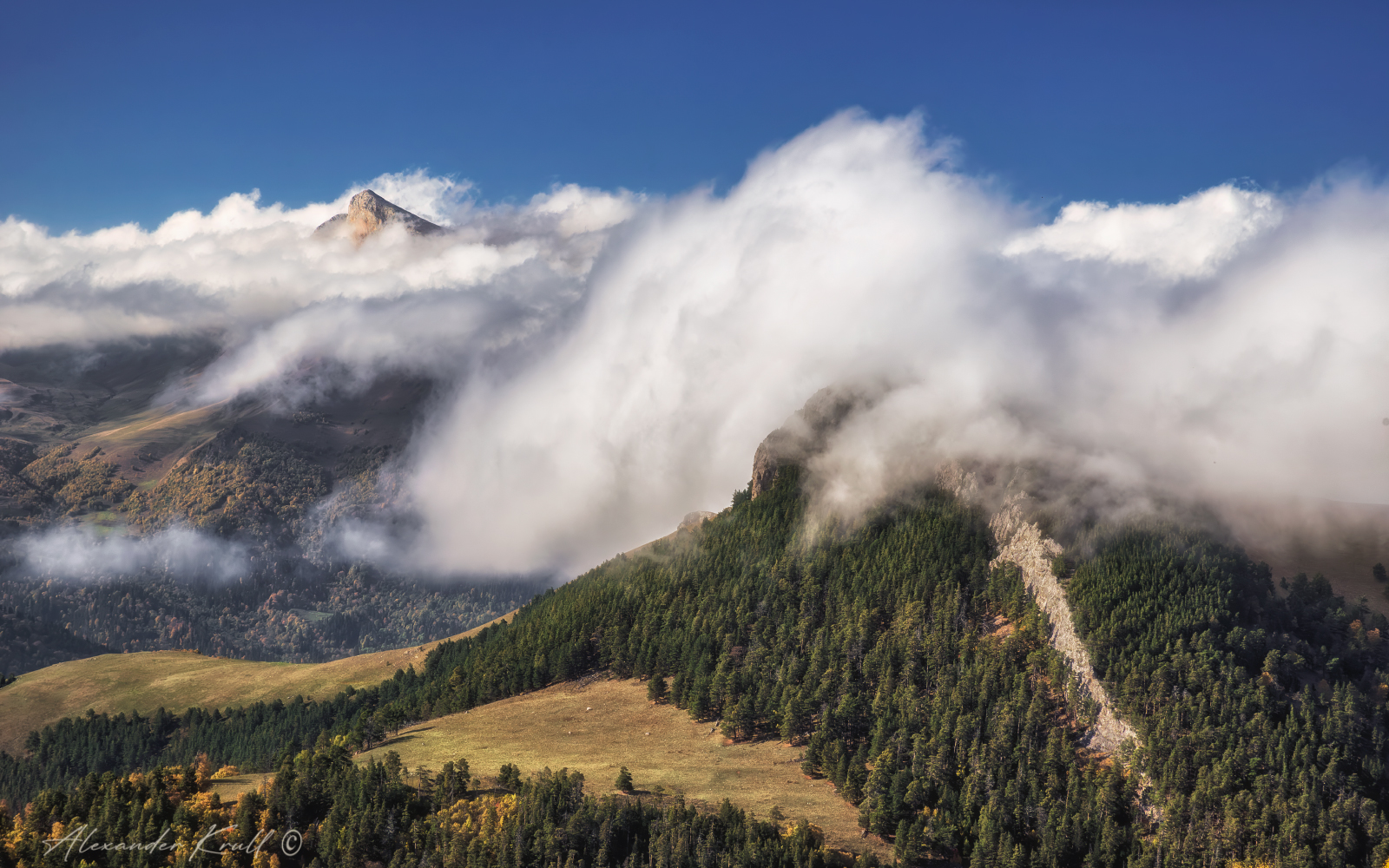Облака атакуют