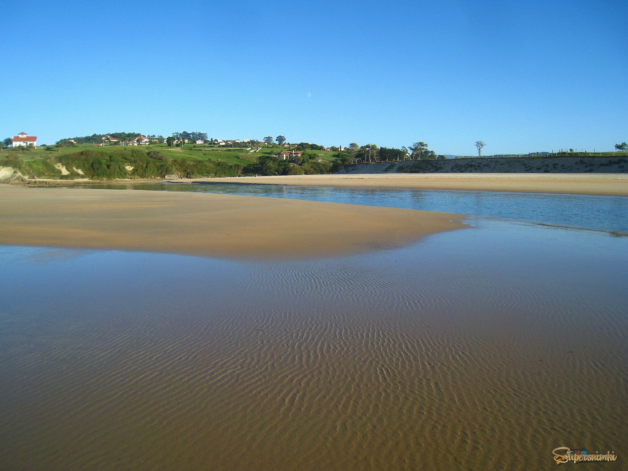 Кусочек Испании в приморском парке Натураль Ойямбре.