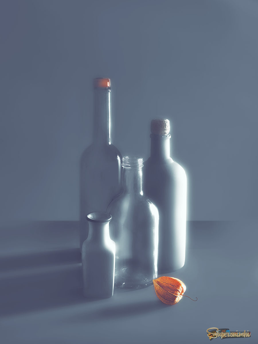 в голубом и в чёрном