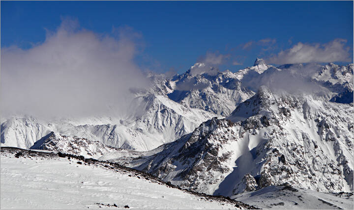 Большой Кавказский хребет.