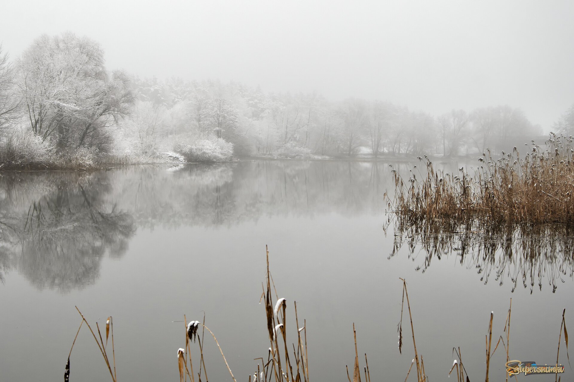 Туман и снег межсезонья