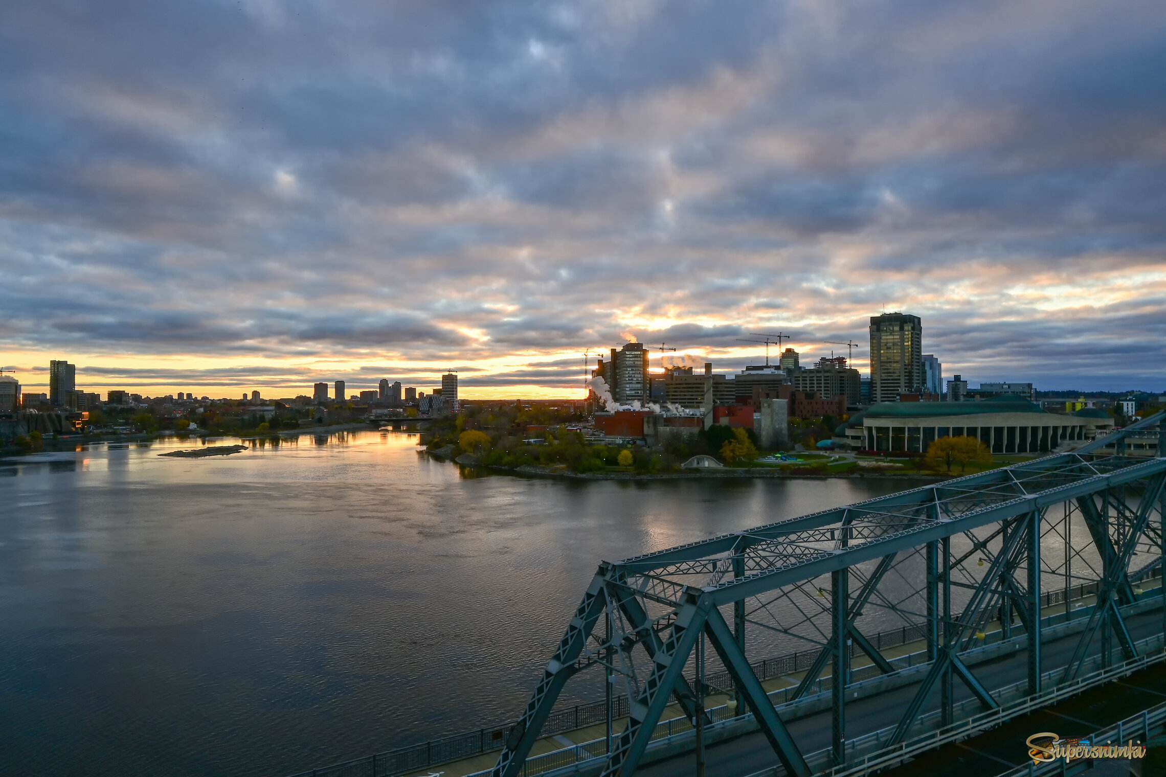 Вкруг моста Королевы Александры