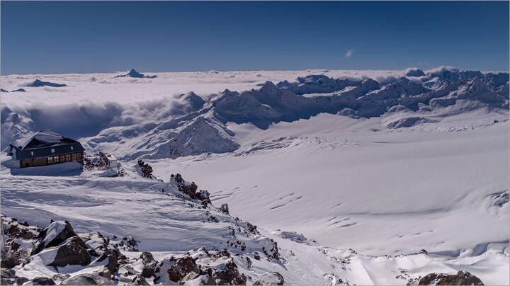Рядом с облаками...