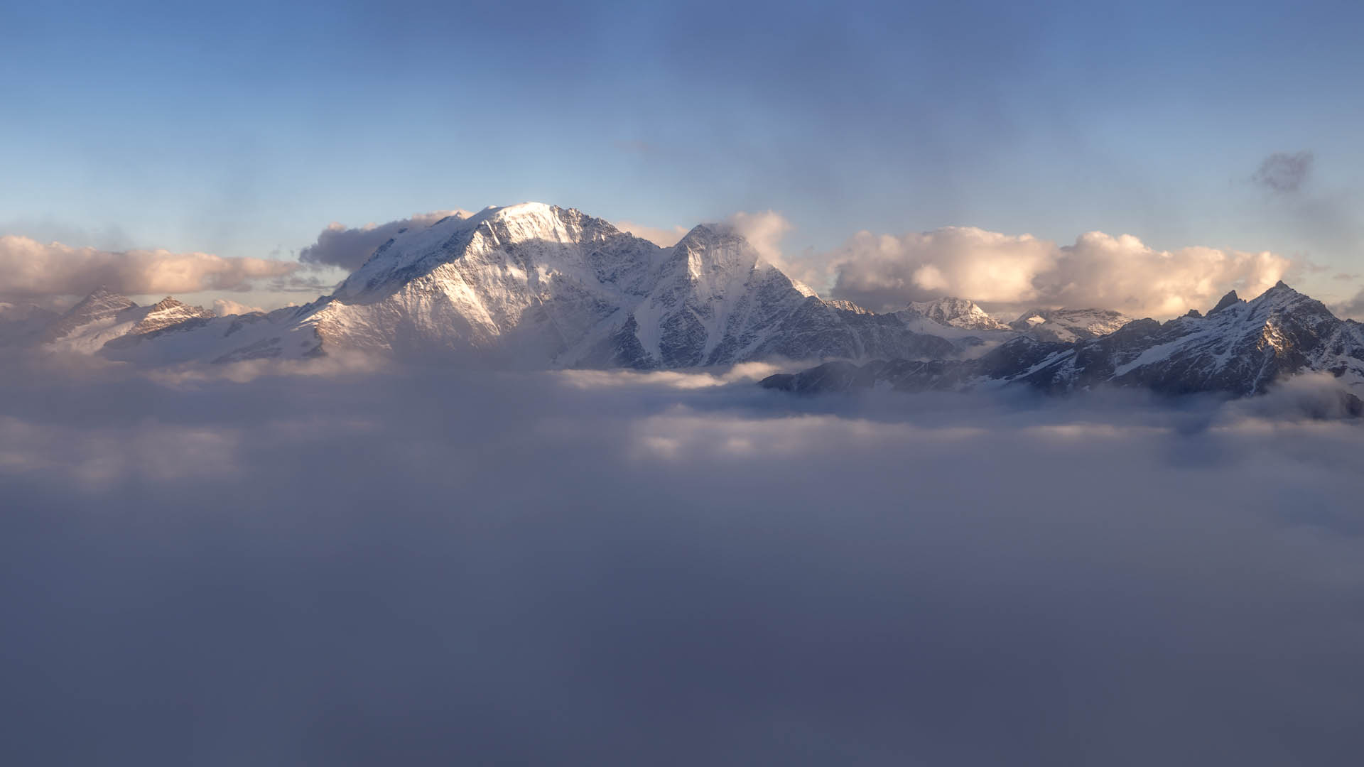 С днем гор!!!