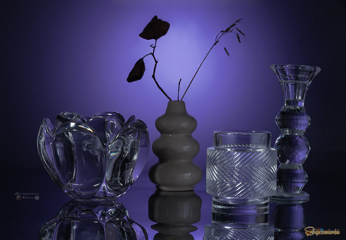 Отражение в стекле.