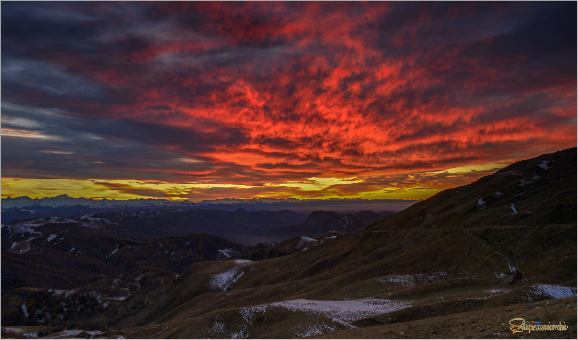 Огненный закат.