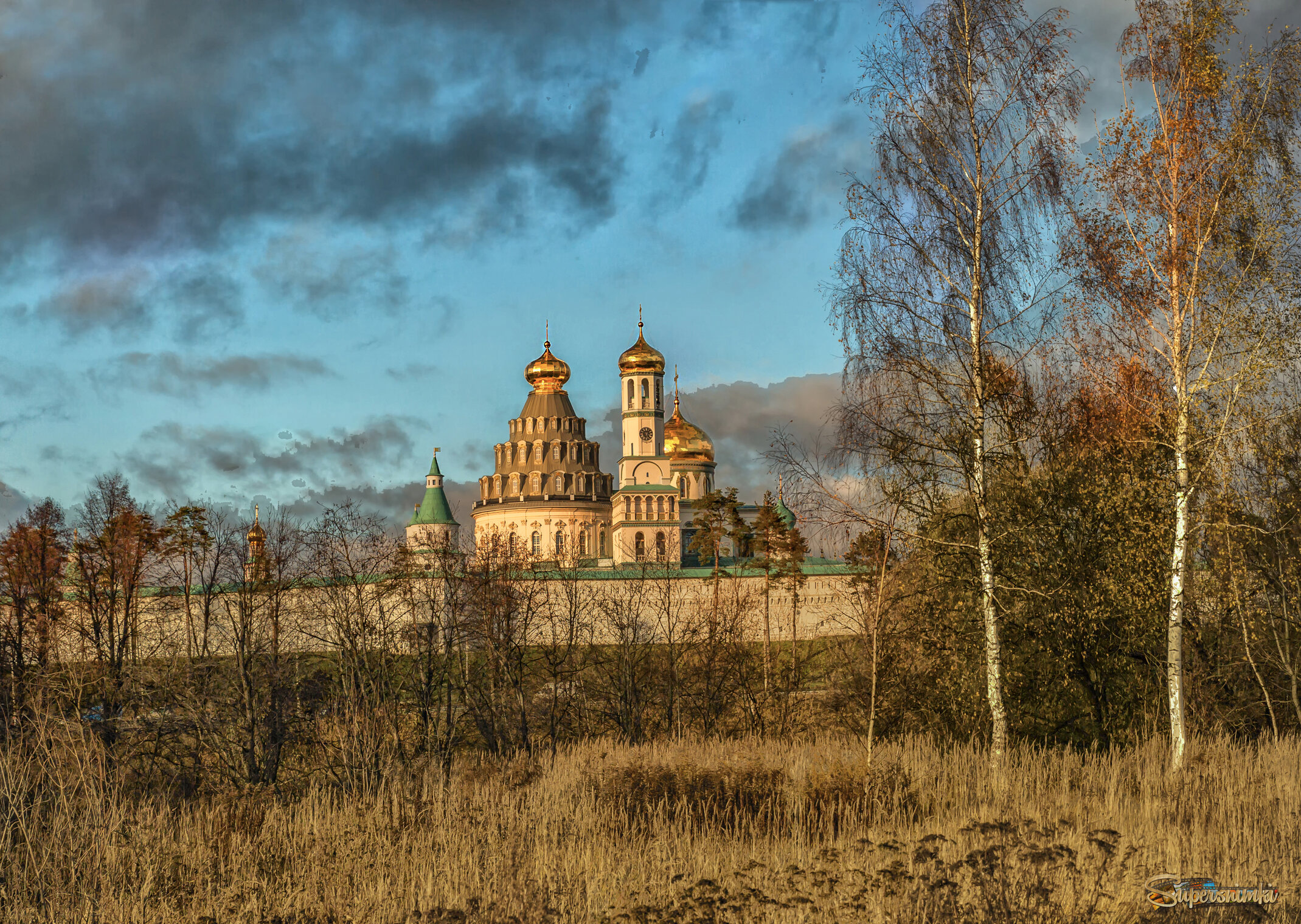 Золотые купола