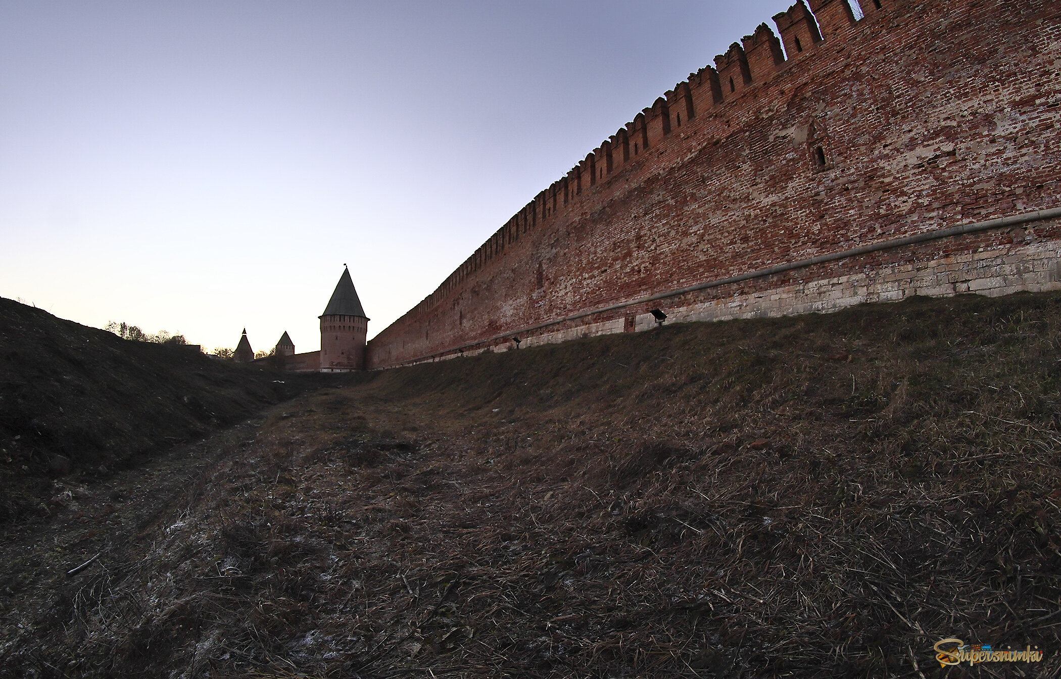 Смоленская крепость в декабре