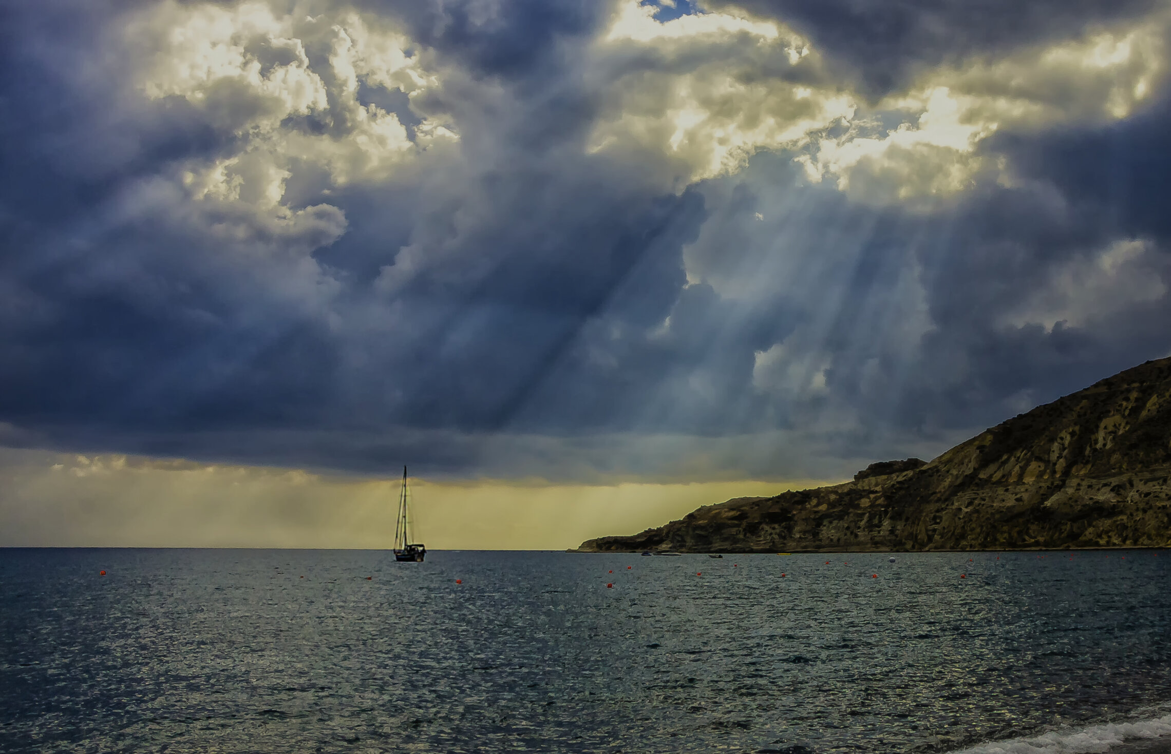 Выглянуло солнце