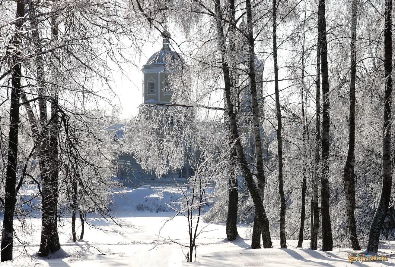 Серебристый