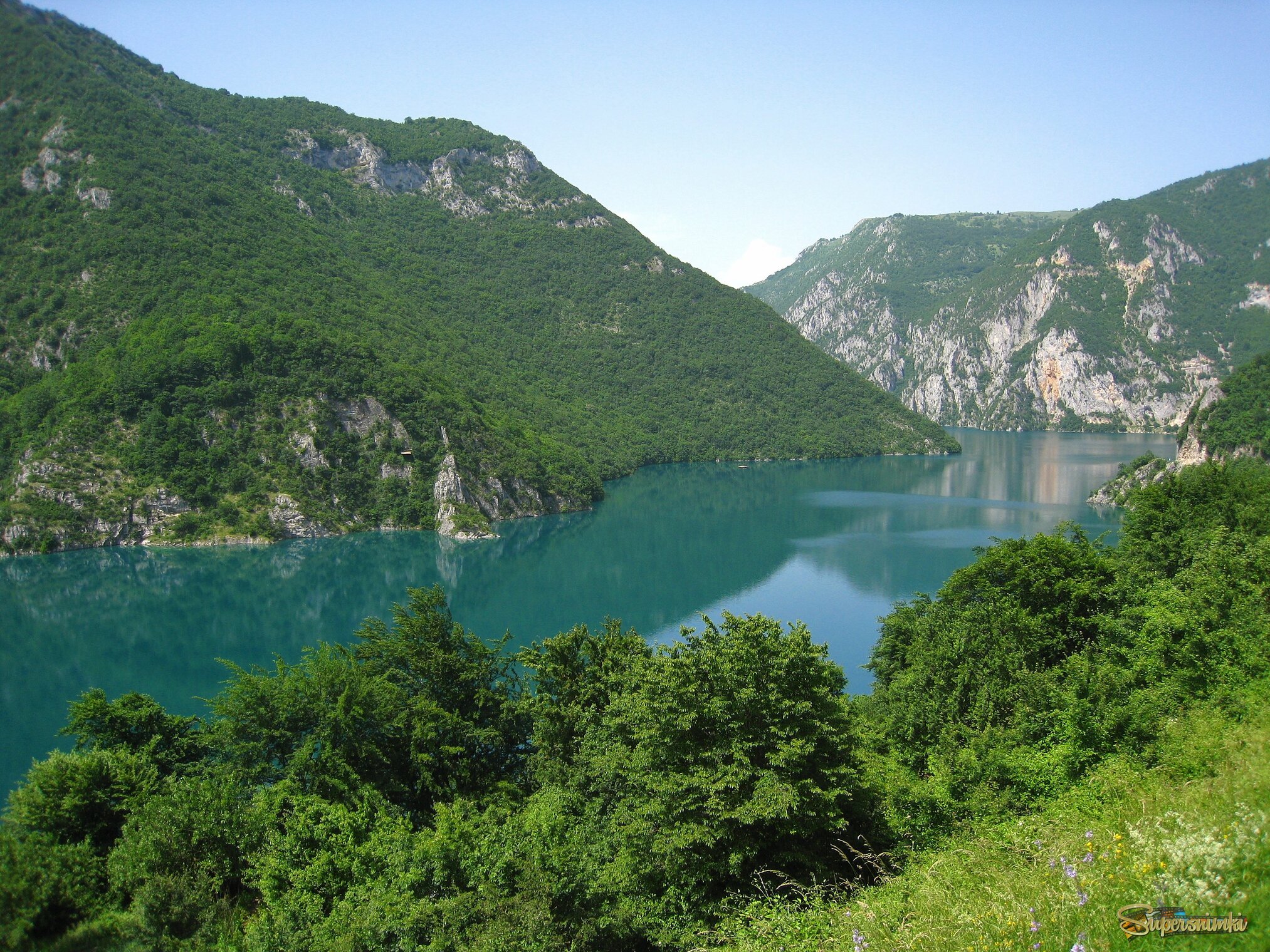 Пивское озеро.