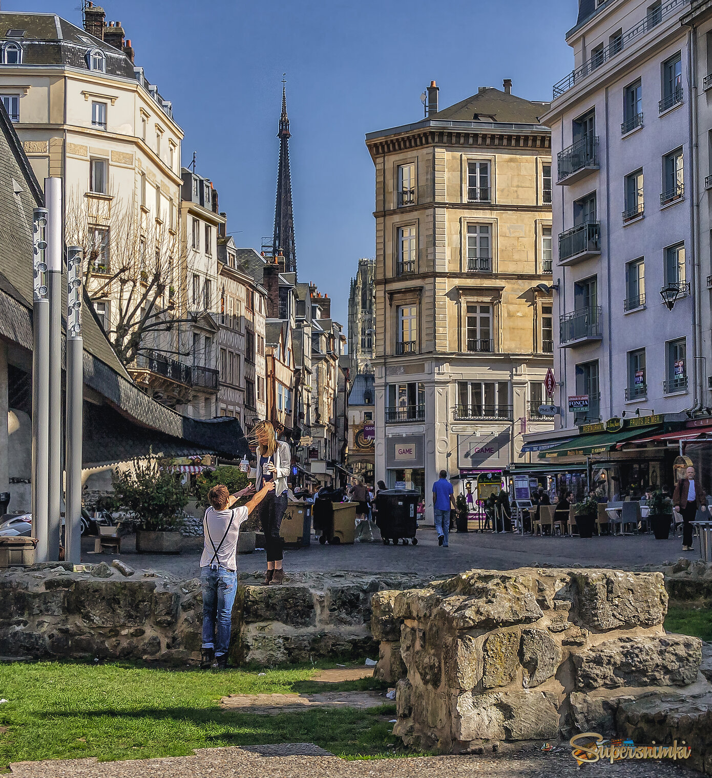 "...где то на белом свете..."