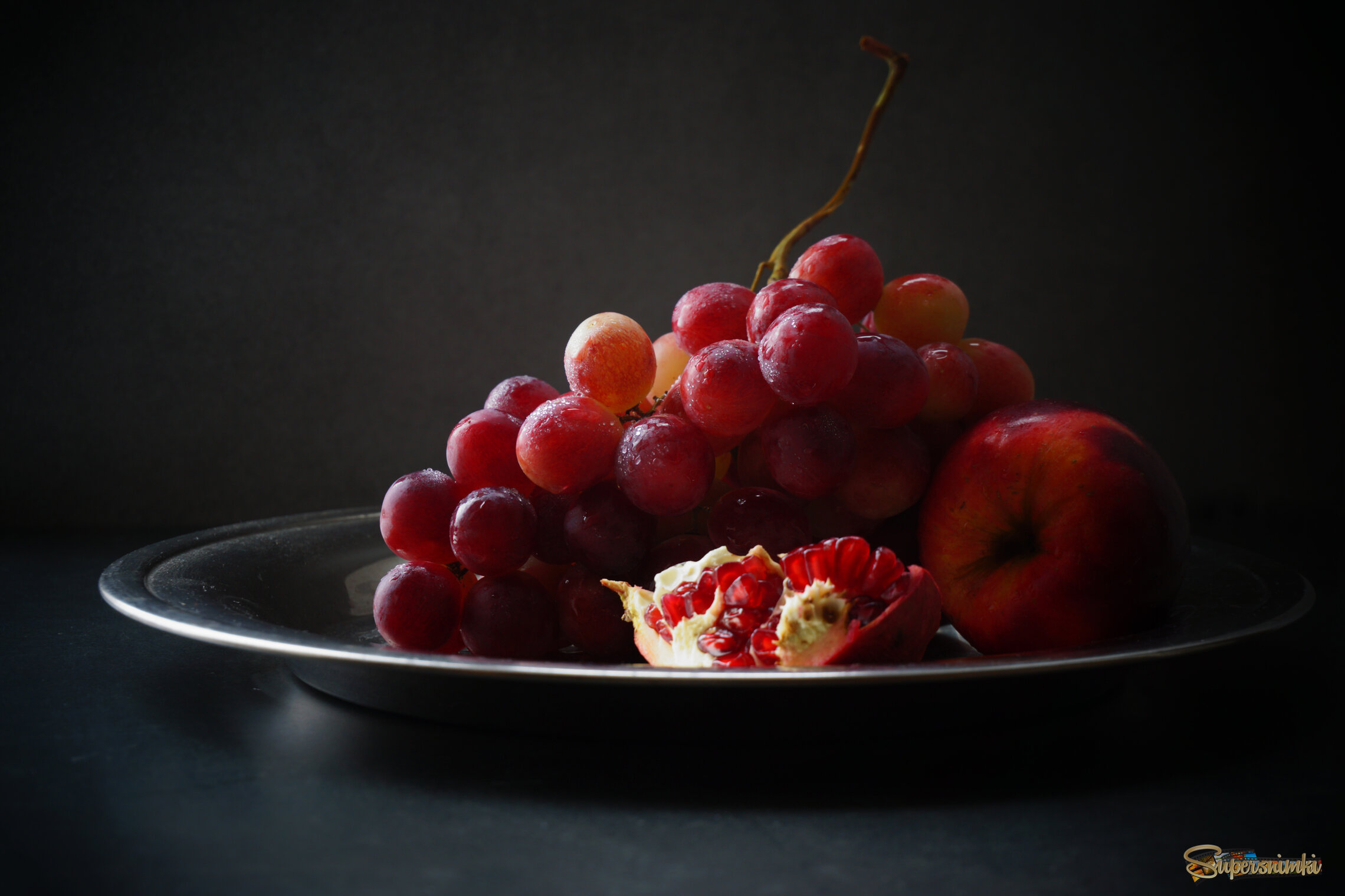 На тарелочке