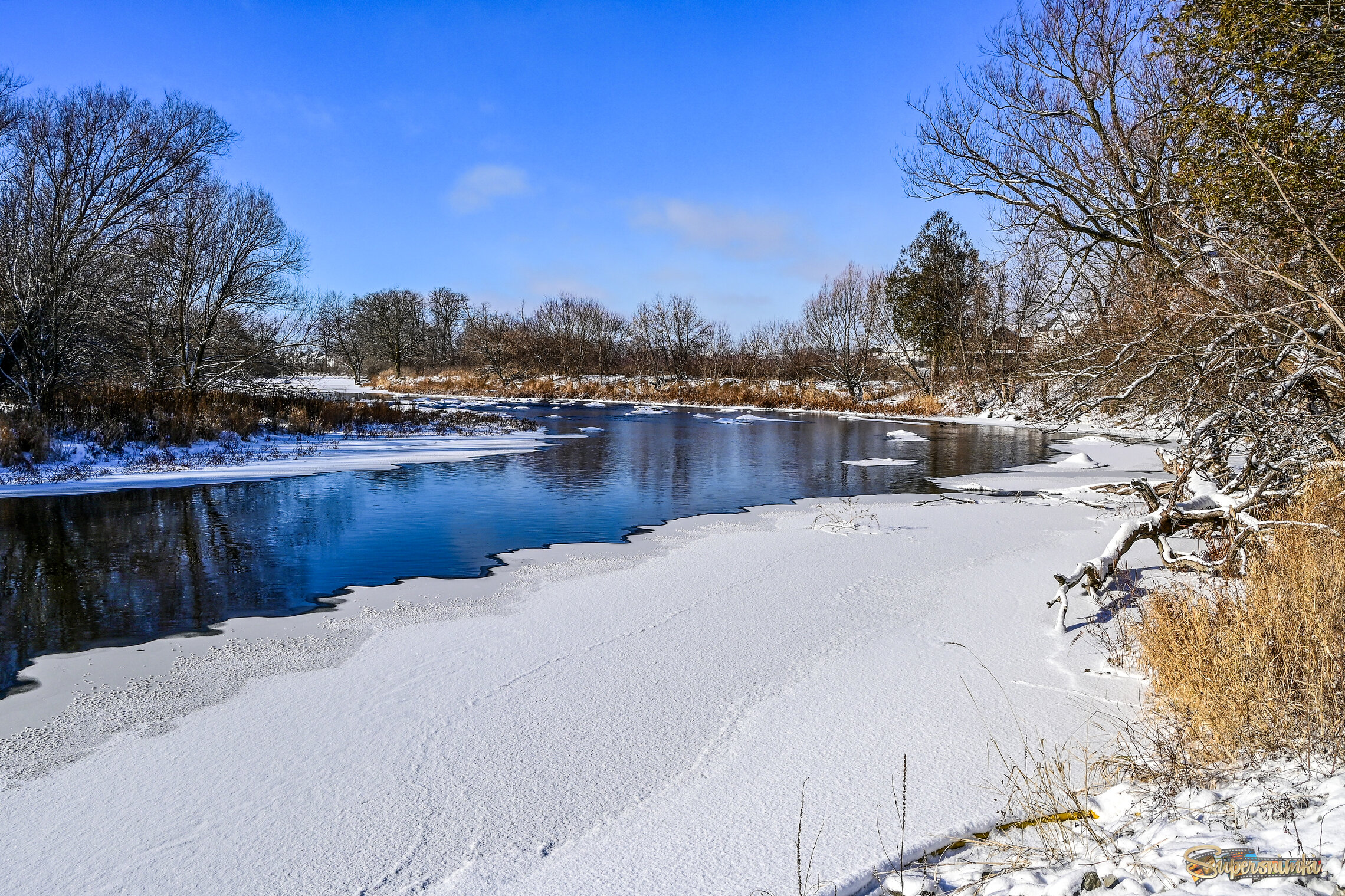 Посмотри налево, а потом - направо.