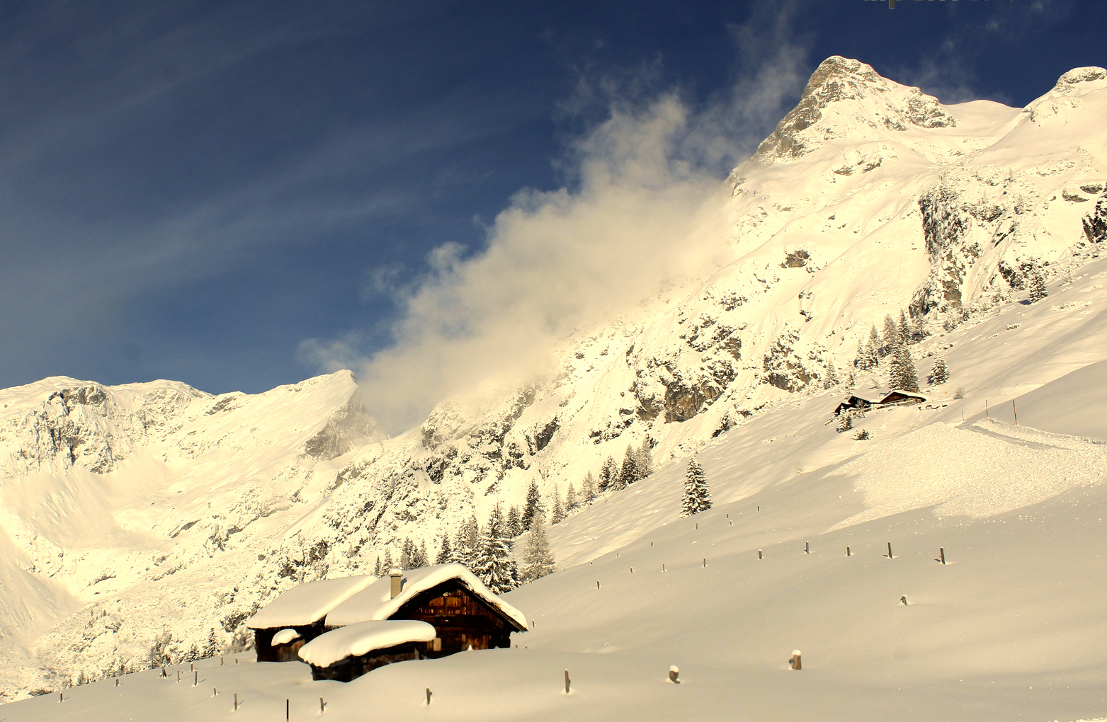 В снежных горах.
