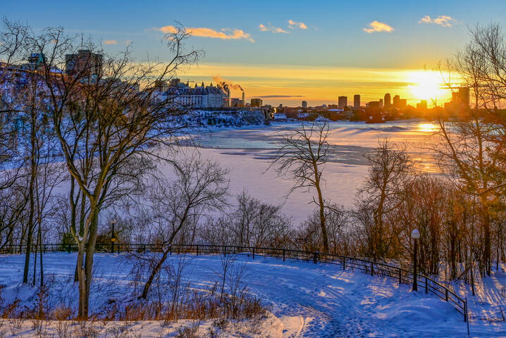 Авто - и пешеходные дорожки