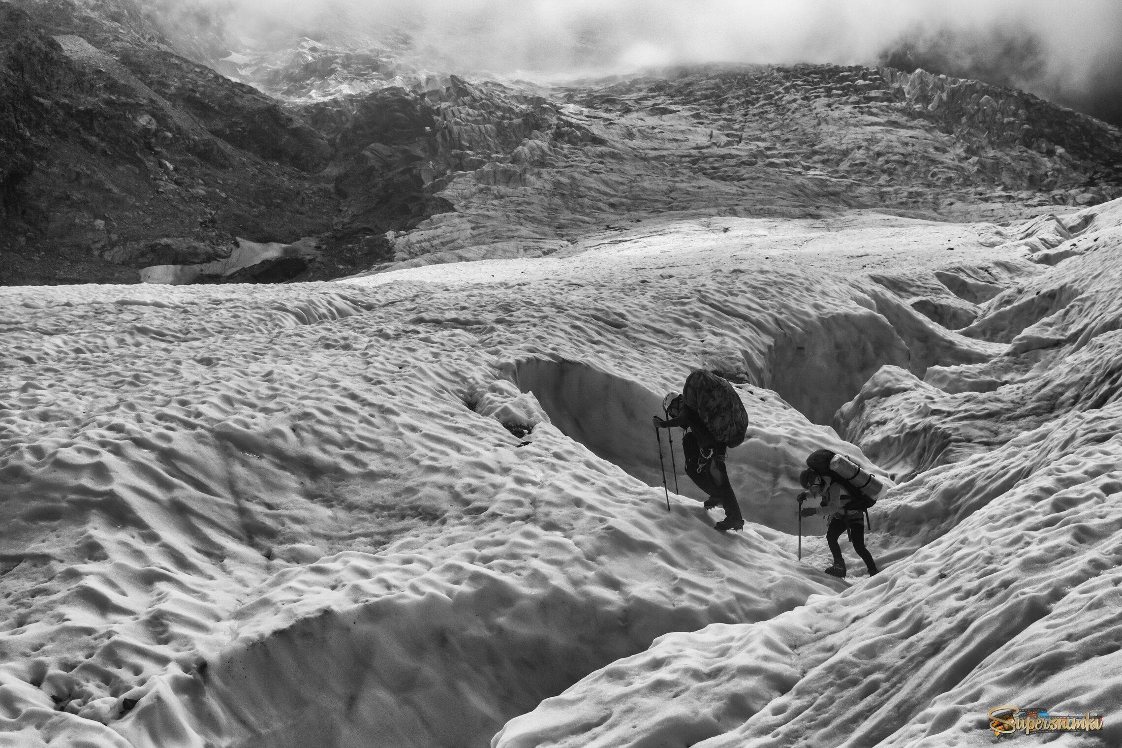 Через трещину