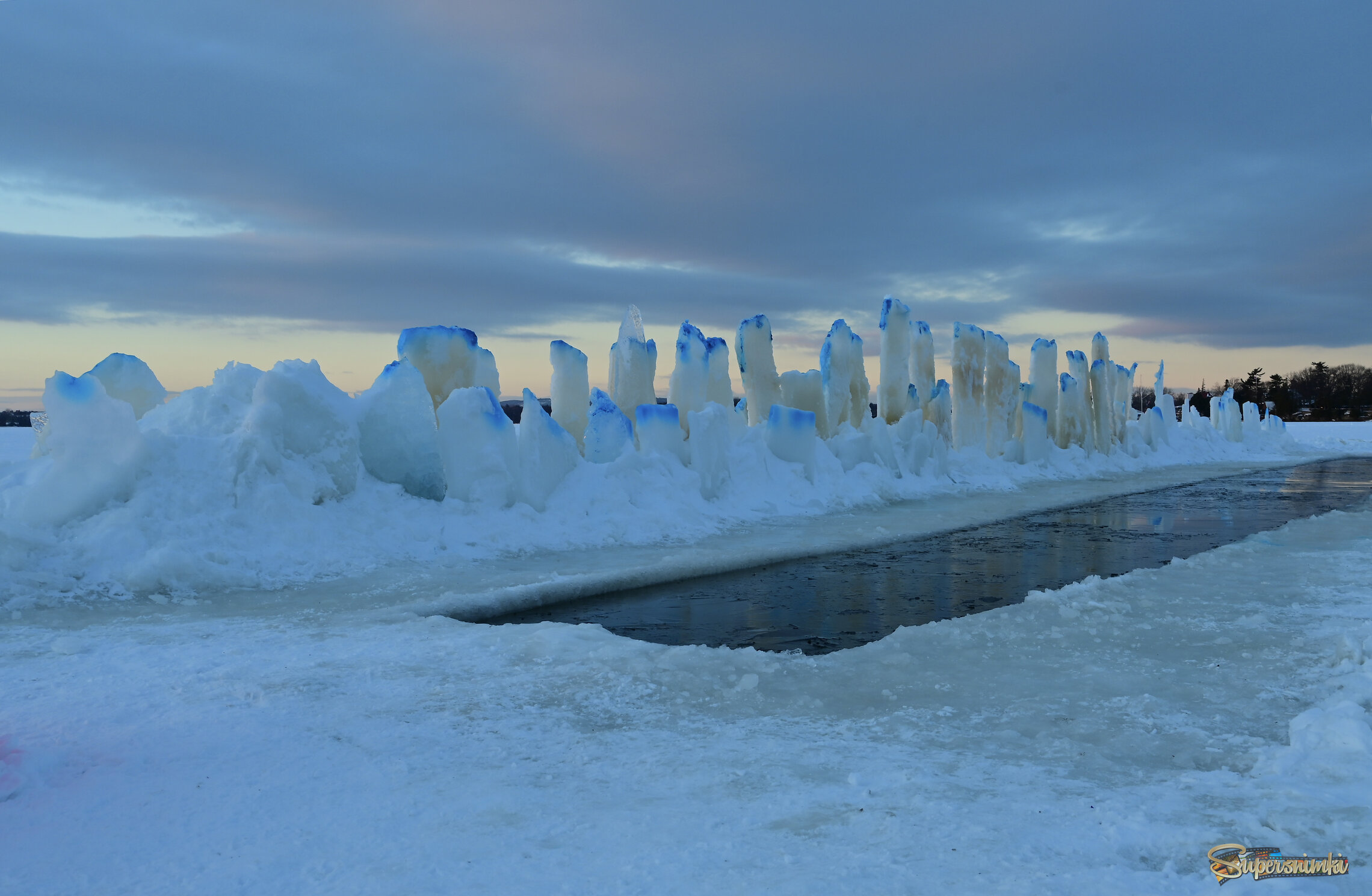 В строю ледяном
