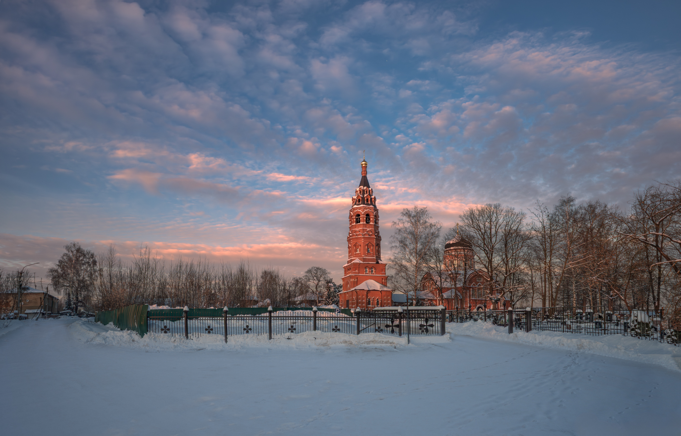 вечер у храма Вознесения