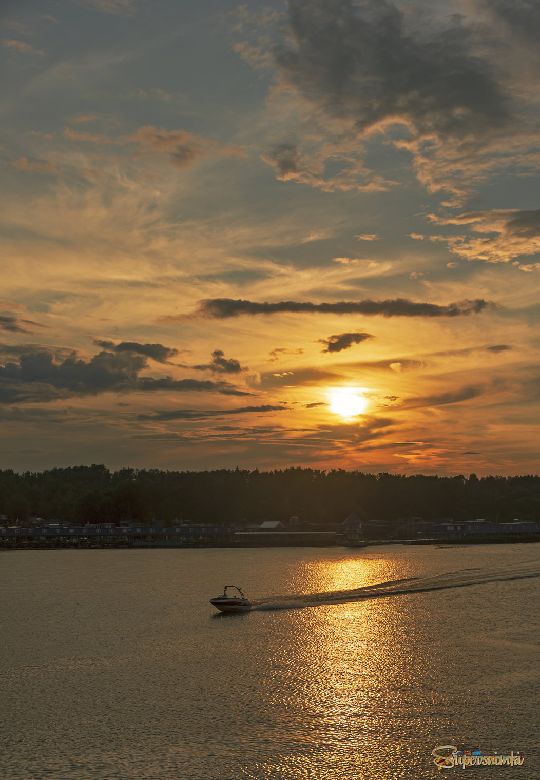 Круиз по Волге. Закат.