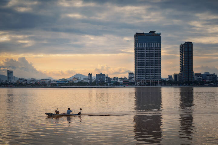 Вечер на берегу Хан (Han River)